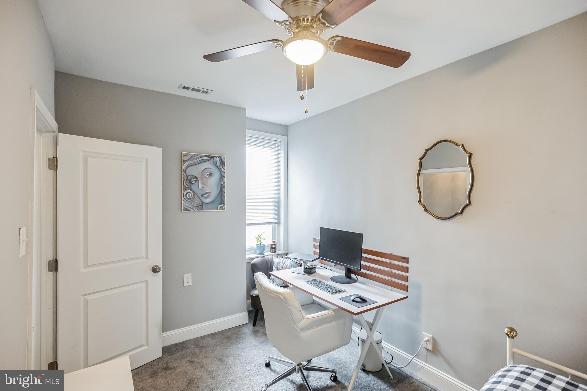 PORT RICHMOND - Residential