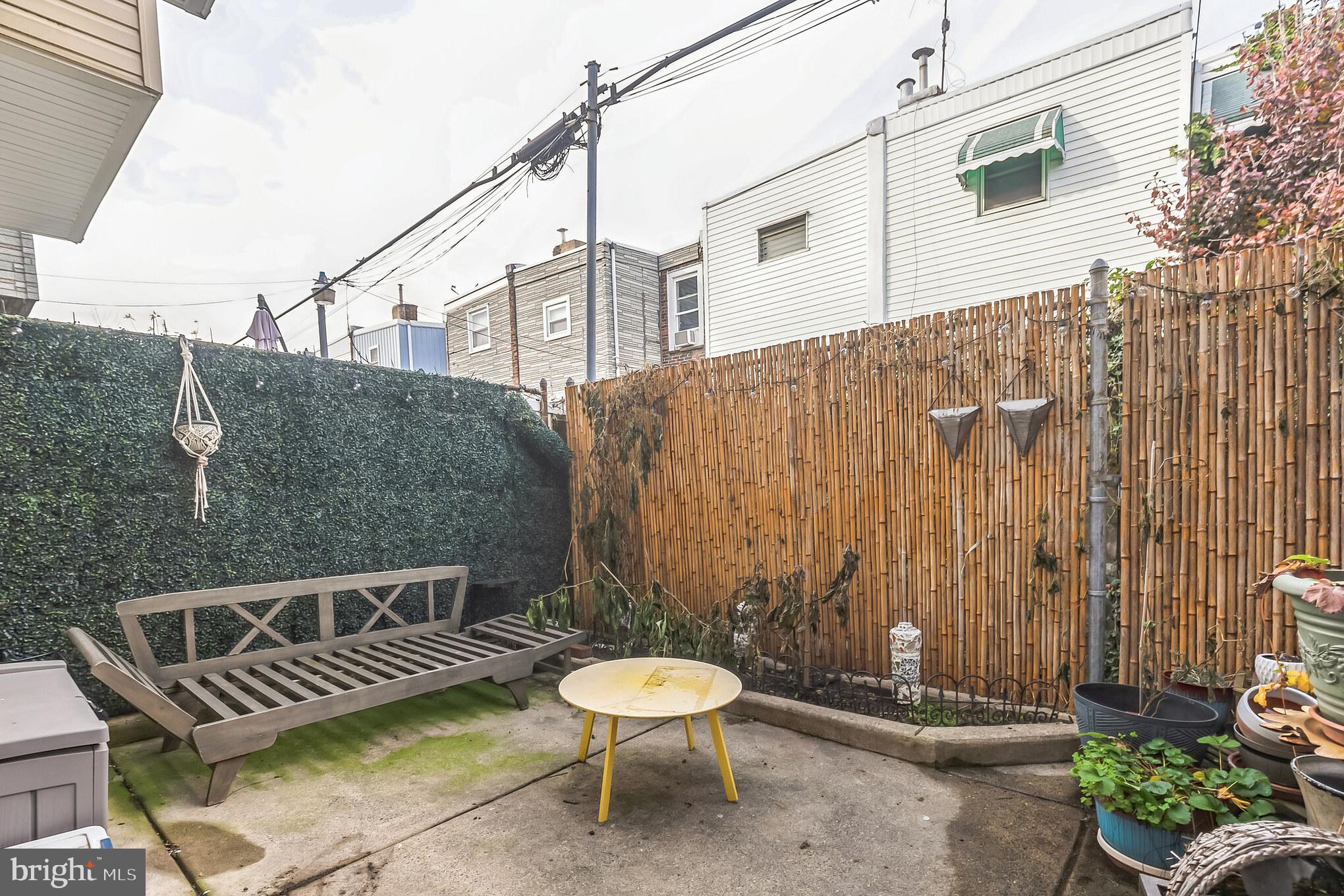 PORT RICHMOND - Residential