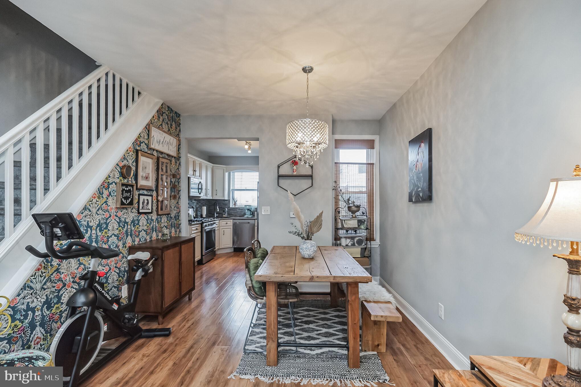 PORT RICHMOND - Residential