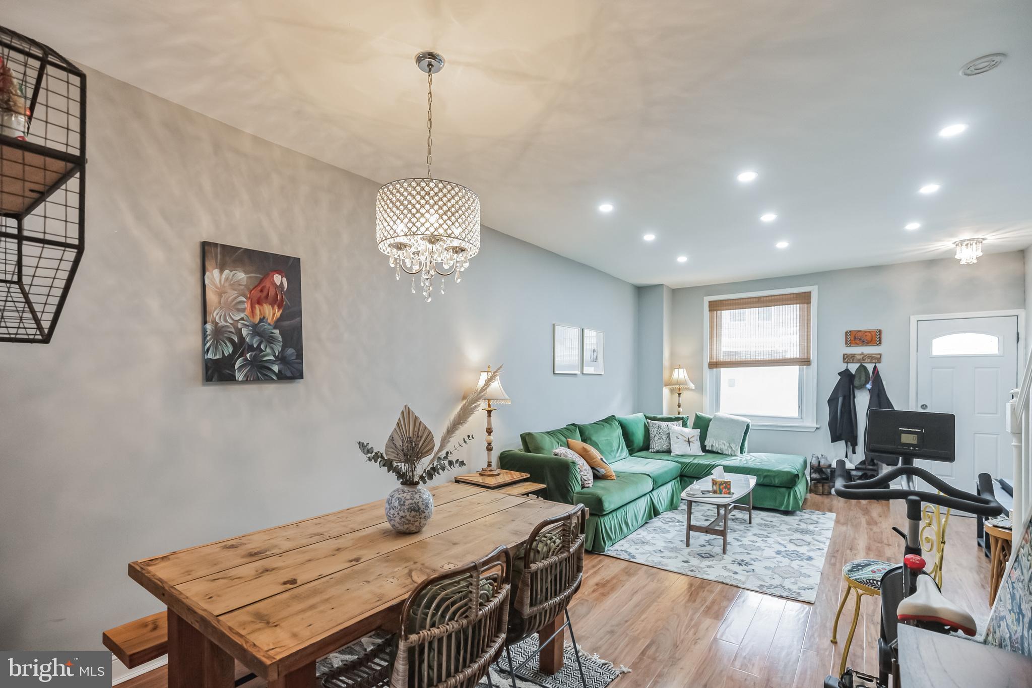 PORT RICHMOND - Residential