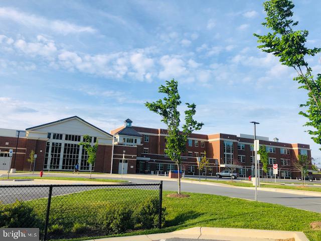 ARORA HILLS - Residential Lease