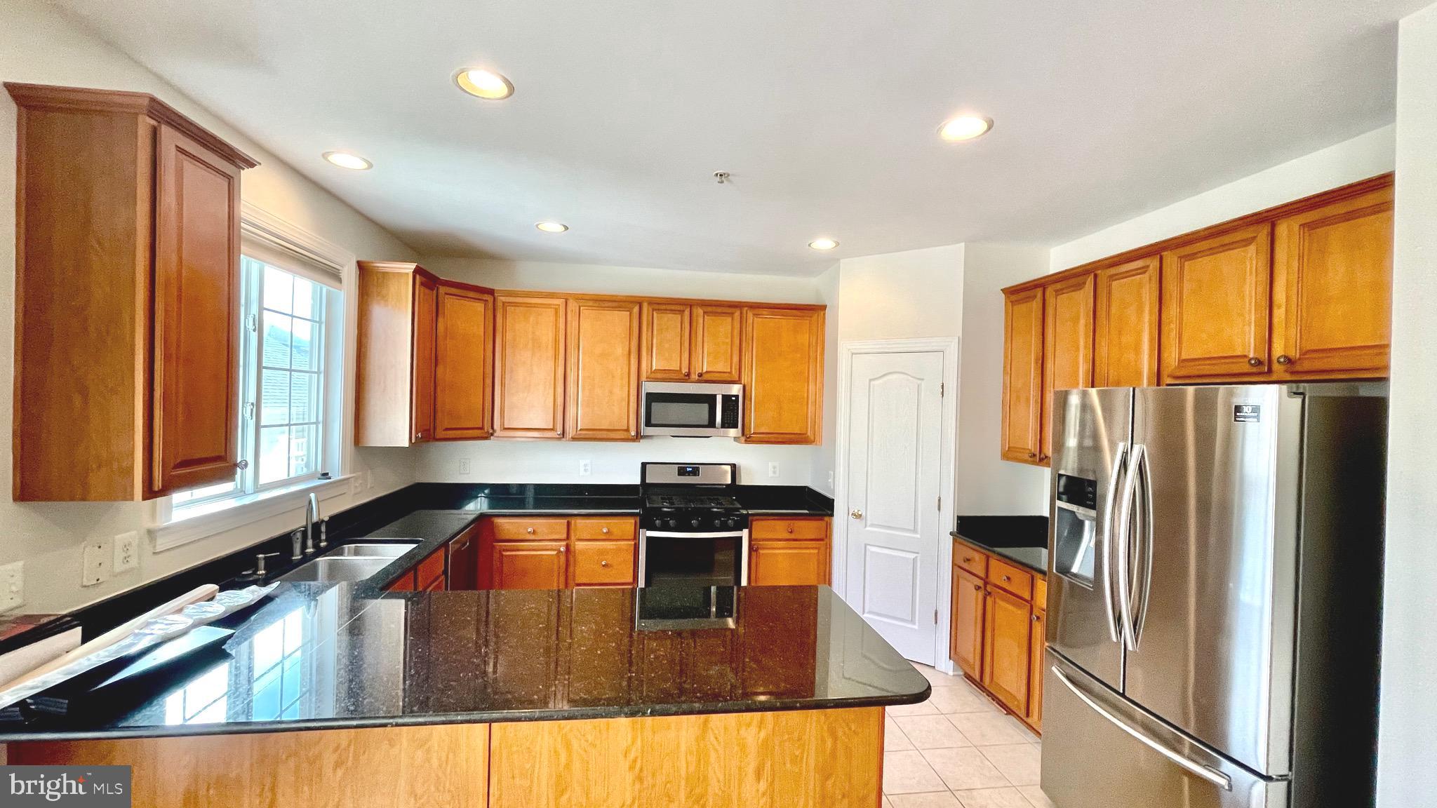 ARORA HILLS - Residential Lease