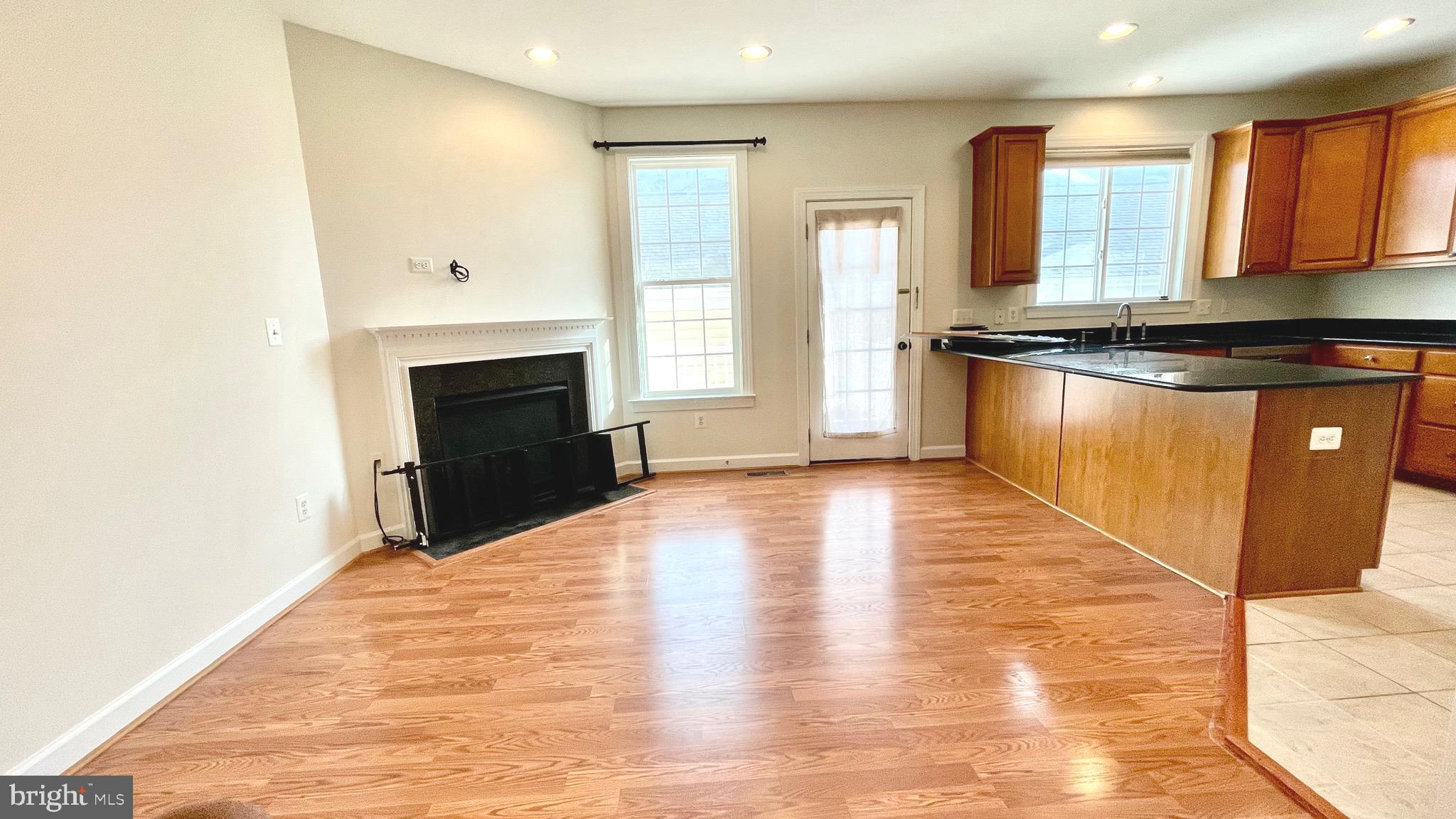 ARORA HILLS - Residential Lease