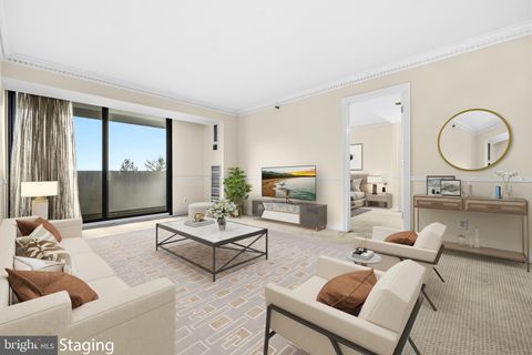 Photo of 5911 Edsall Road #711, ALEXANDRIA, VA 22304 (MLS # VAAX2063500)