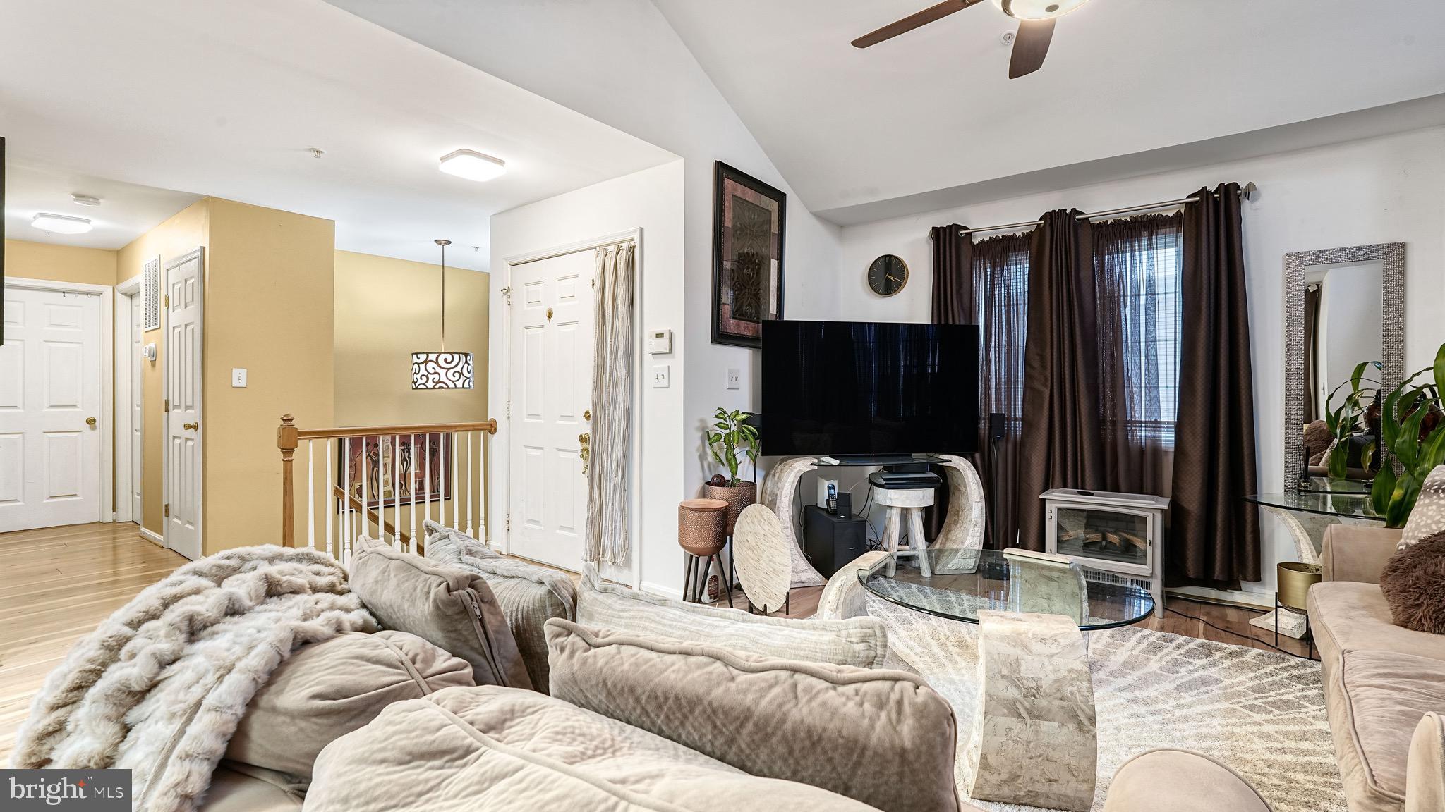 WESTLAKE - Residential