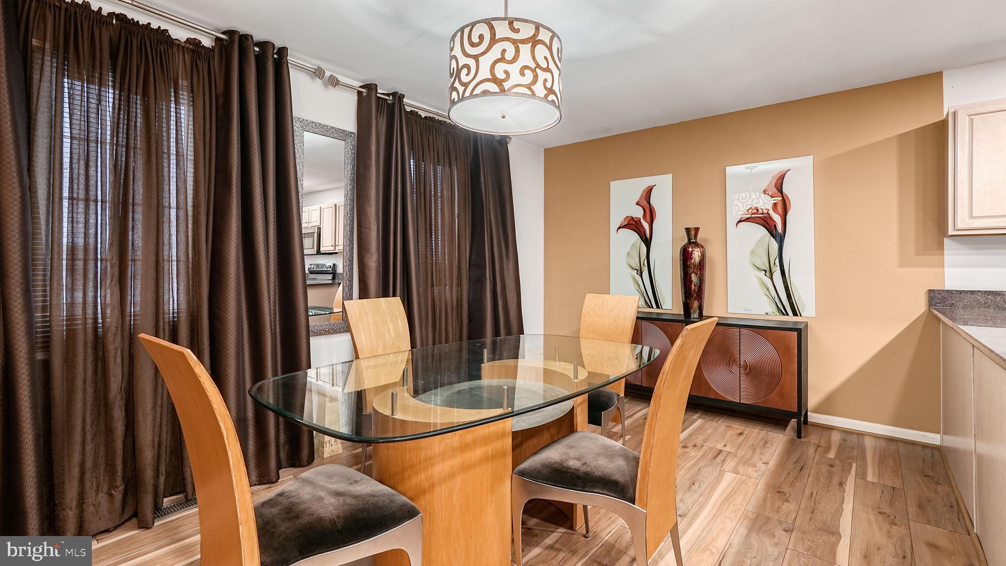 WESTLAKE - Residential