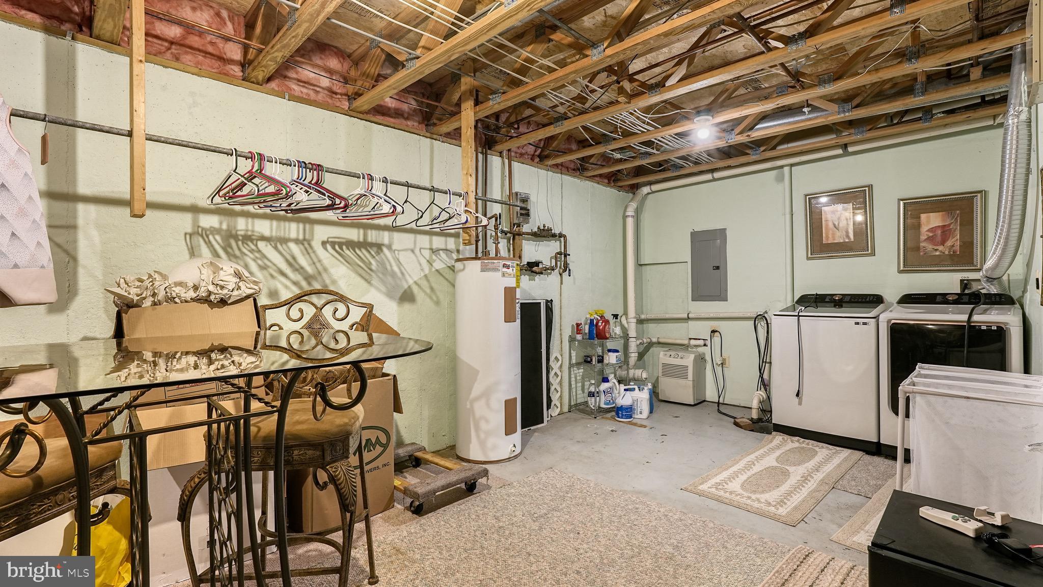 WESTLAKE - Residential