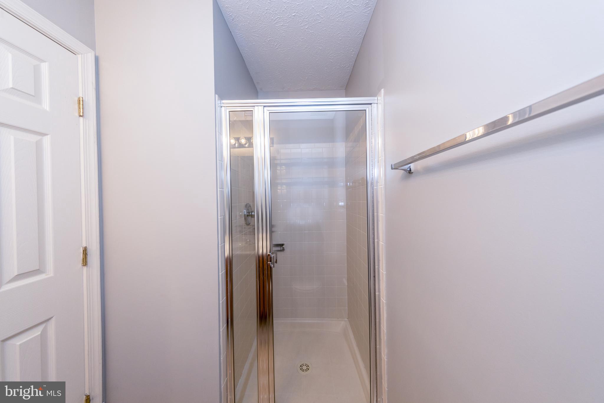 EAGLES LANDING AT WATERS EDGE - Residential Lease