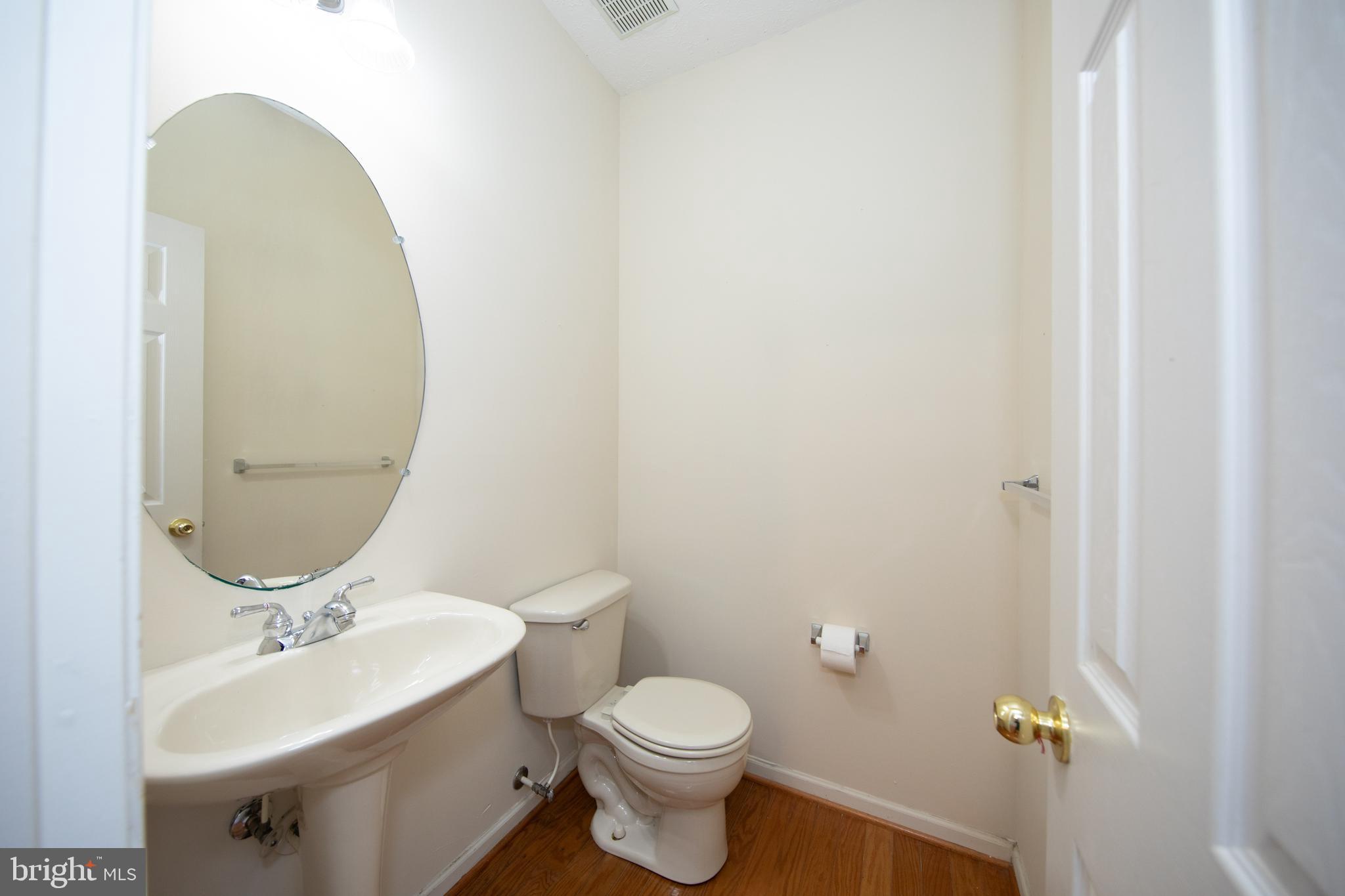 EAGLES LANDING AT WATERS EDGE - Residential Lease