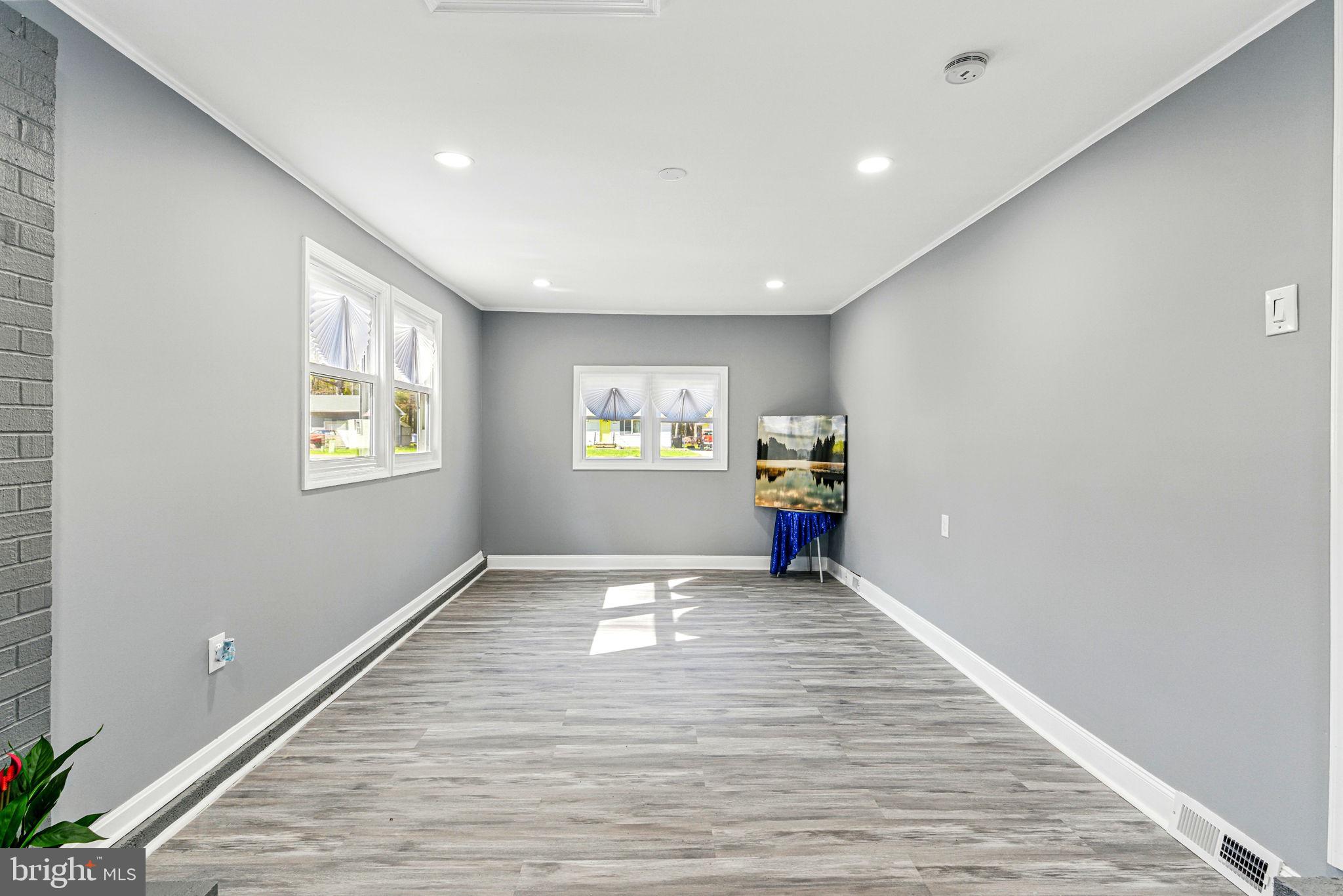 FORREST PARK - Residential