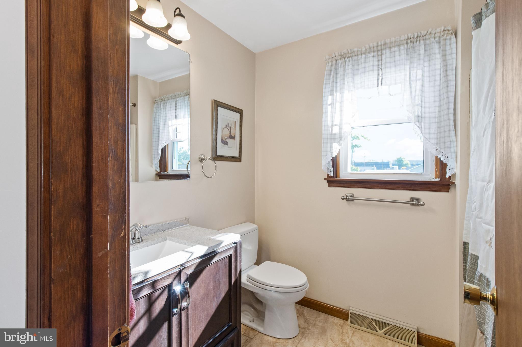 CORNWELLS MANOR - Residential