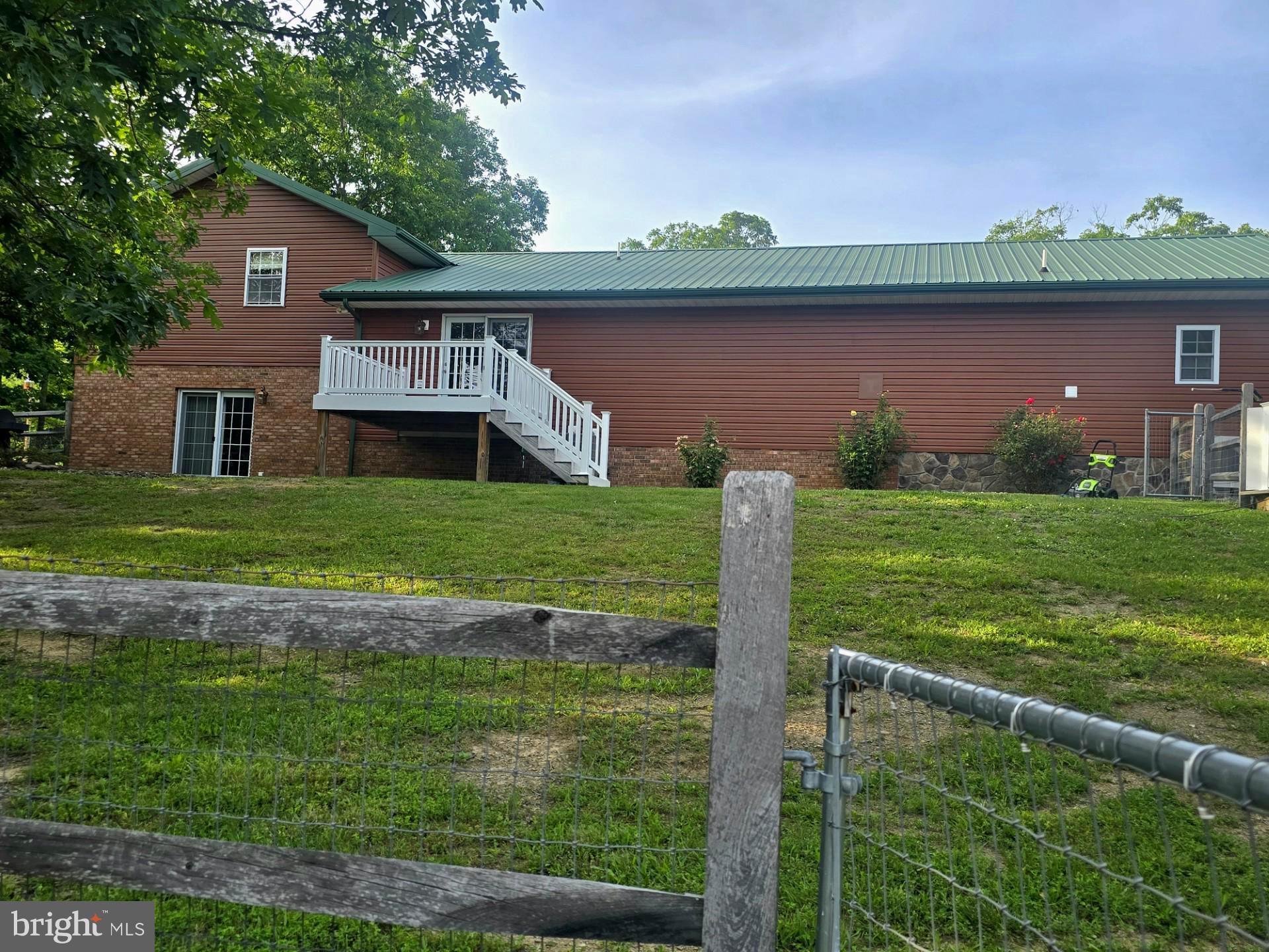 317 GRAND VIEW DRIVE