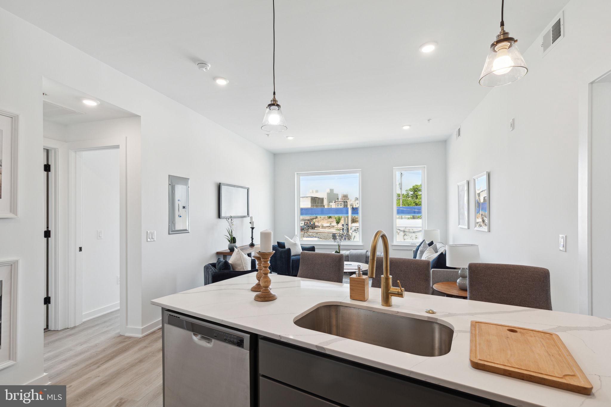 EAST KENSINGTON - Residential Lease