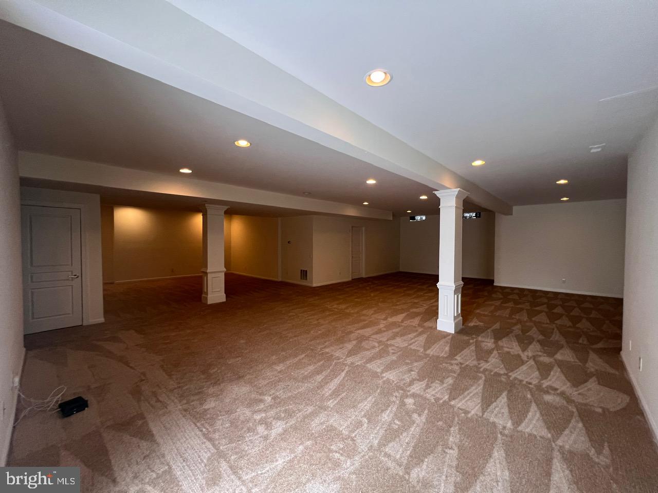 FARMINGTON - Residential