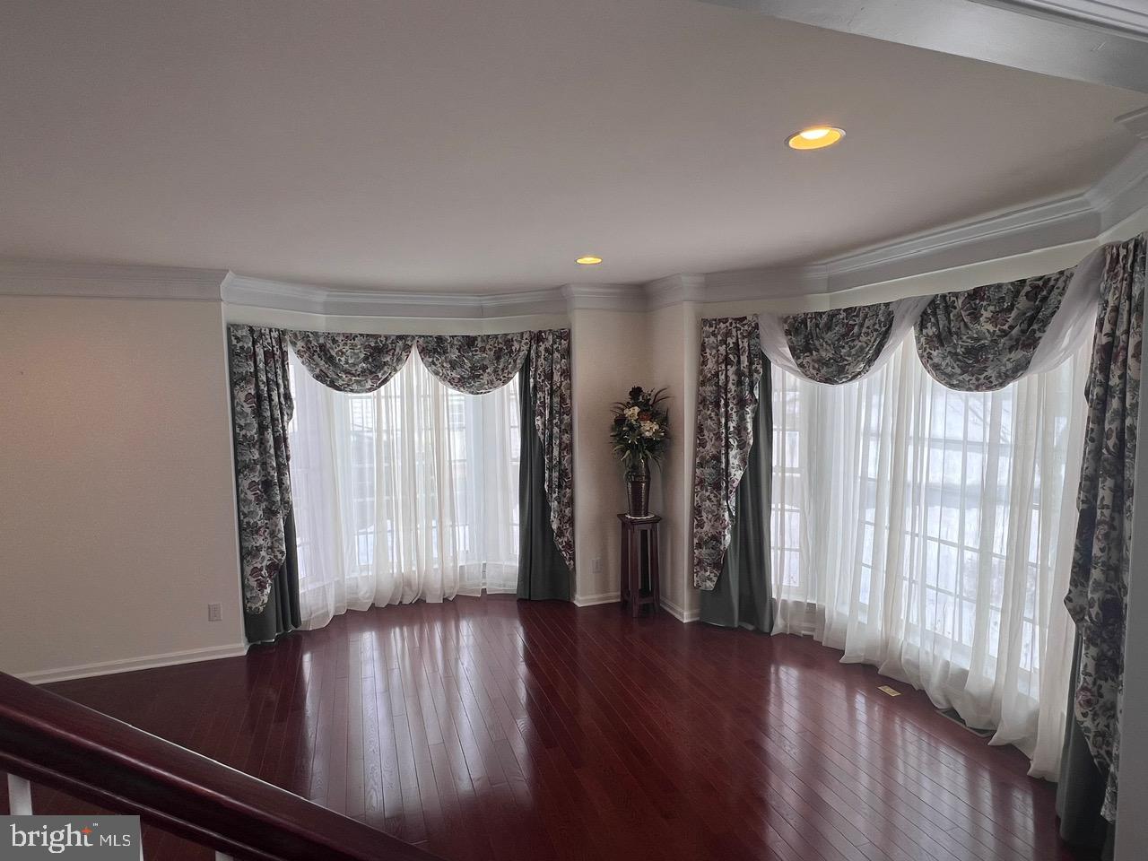 FARMINGTON - Residential