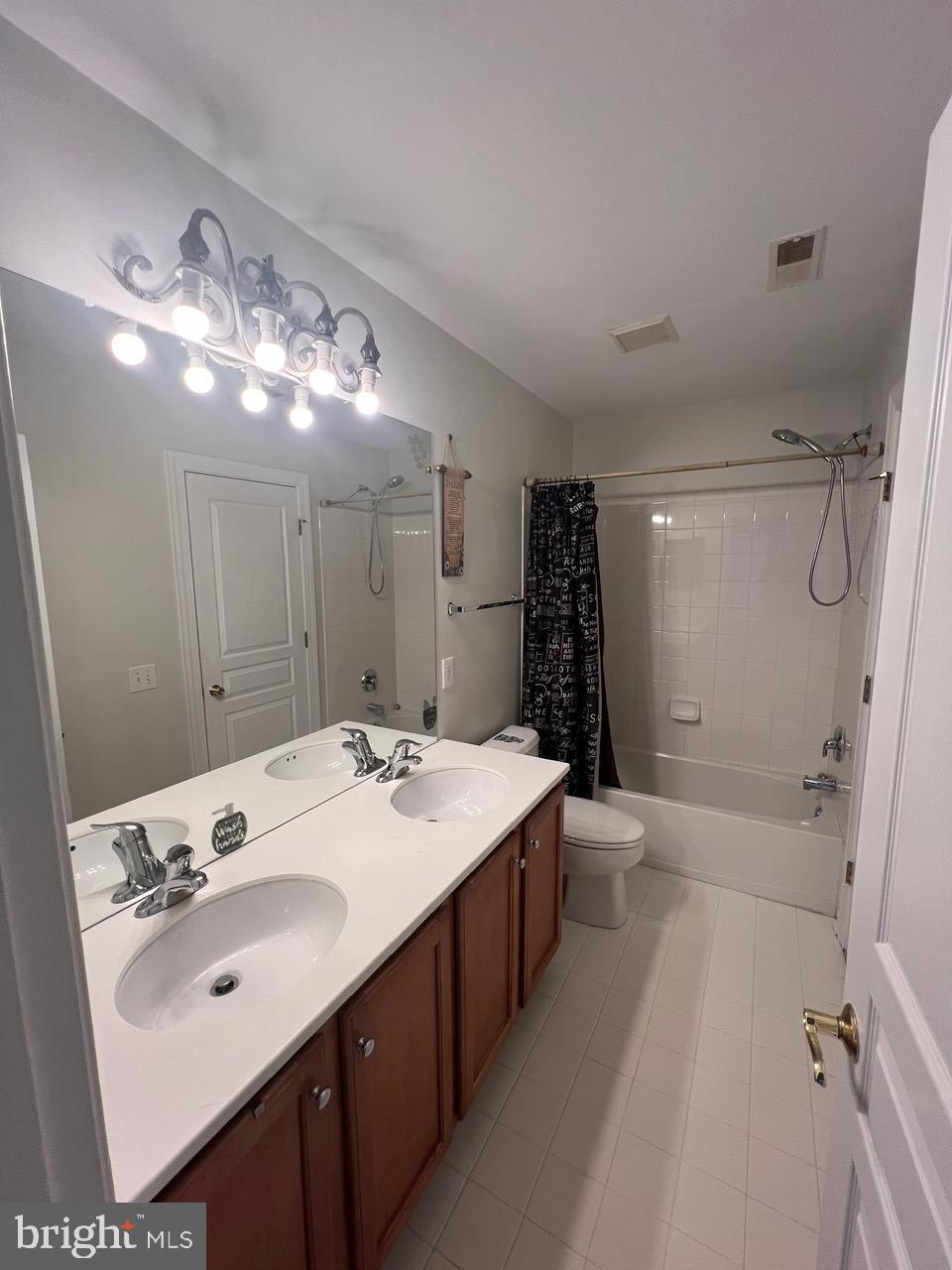 FARMINGTON - Residential