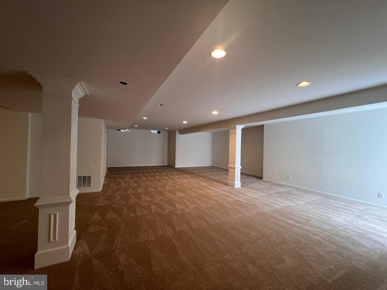 FARMINGTON - Residential