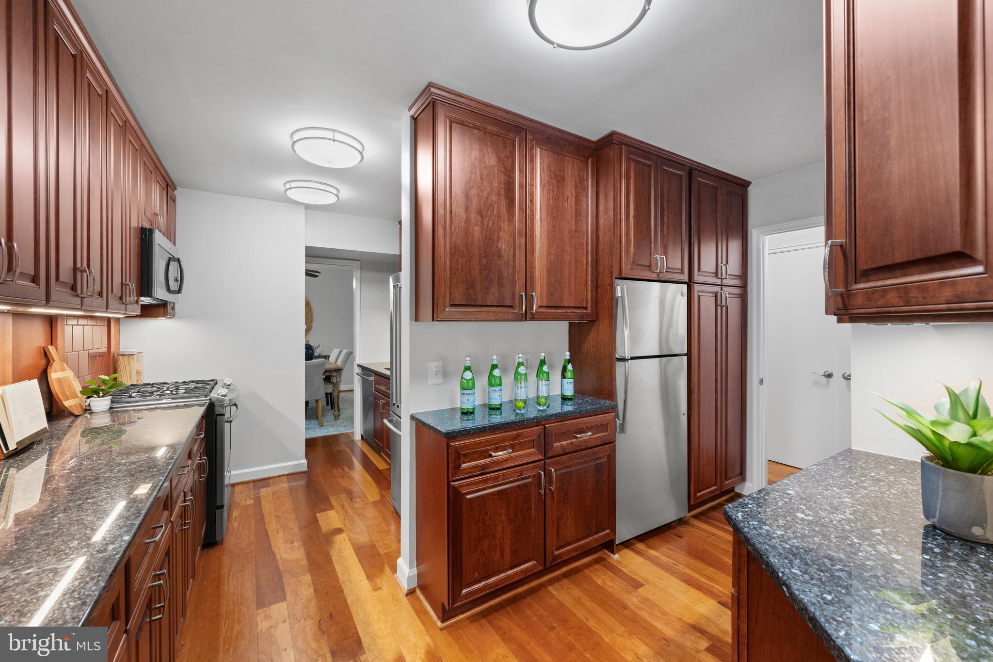 3701 CONNECTICUT AVENUE NW 312/326