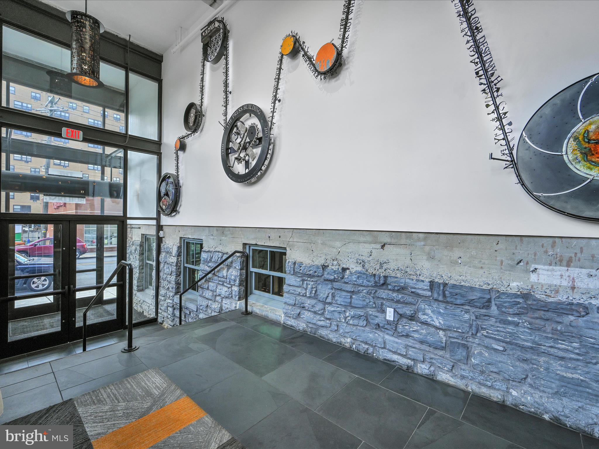 41 W LEMON STREET 202