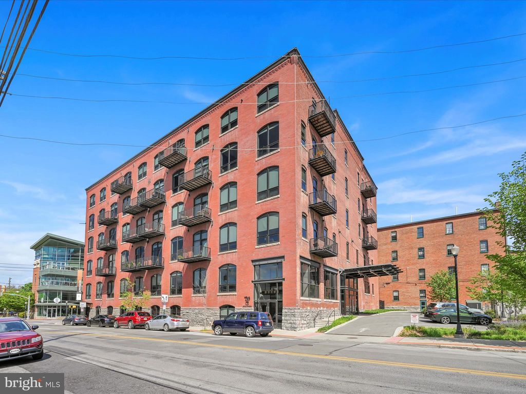 Photo of 41 W Lemon Street #202, LANCASTER, PA 17603 (MLS # PALA2072528)