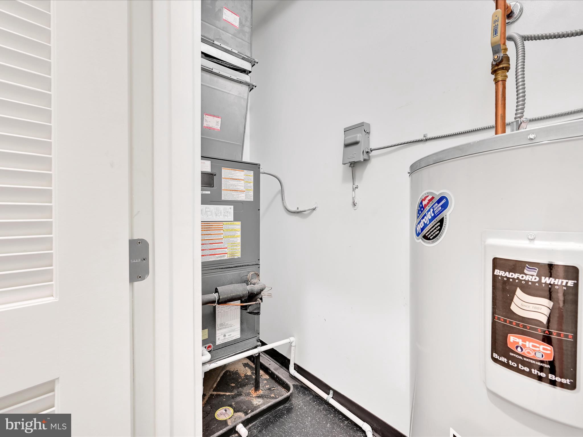 LANCASTER PRESS BUILDING - Residential