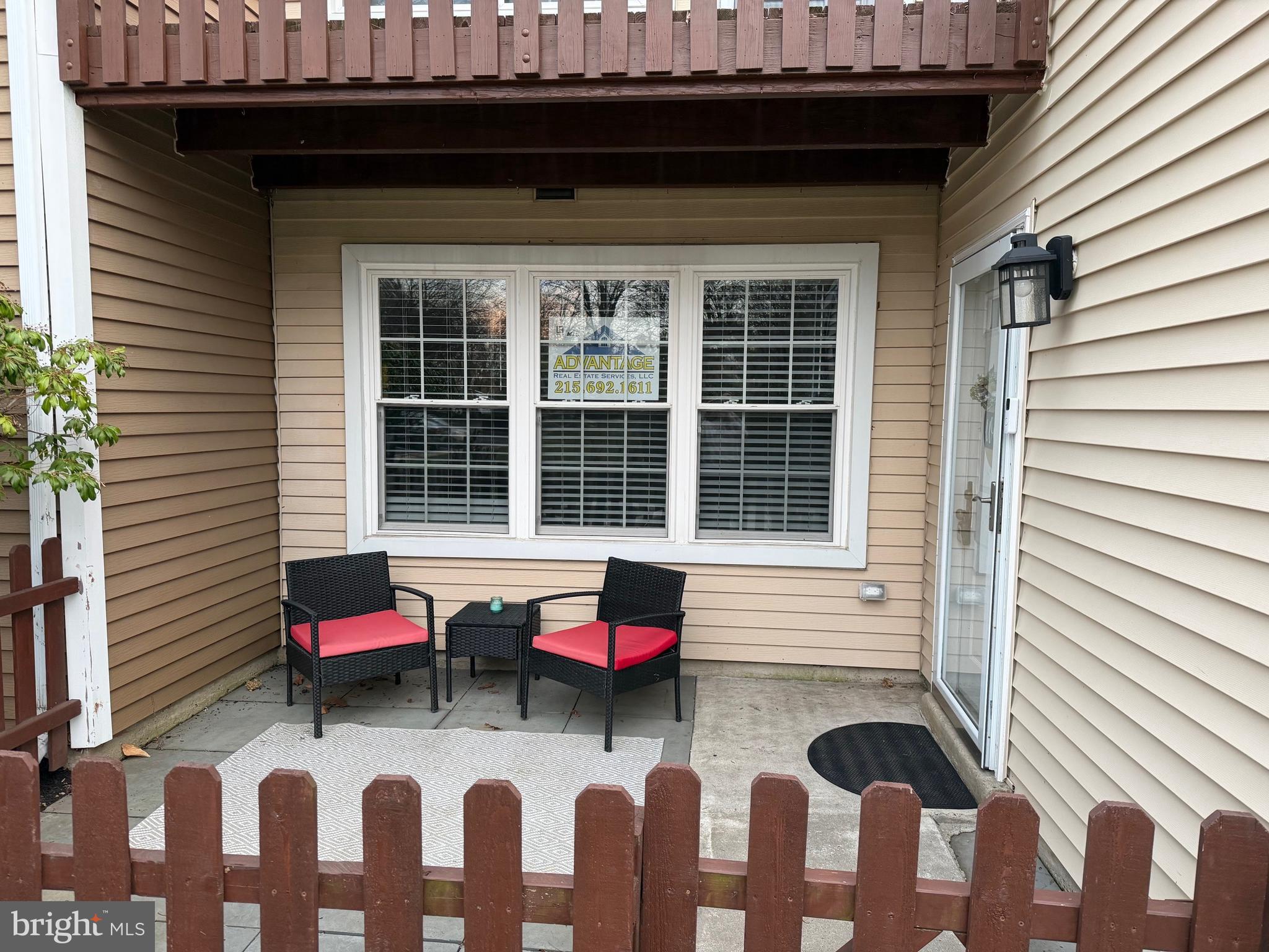 SAW MILL VALLEY - Residential