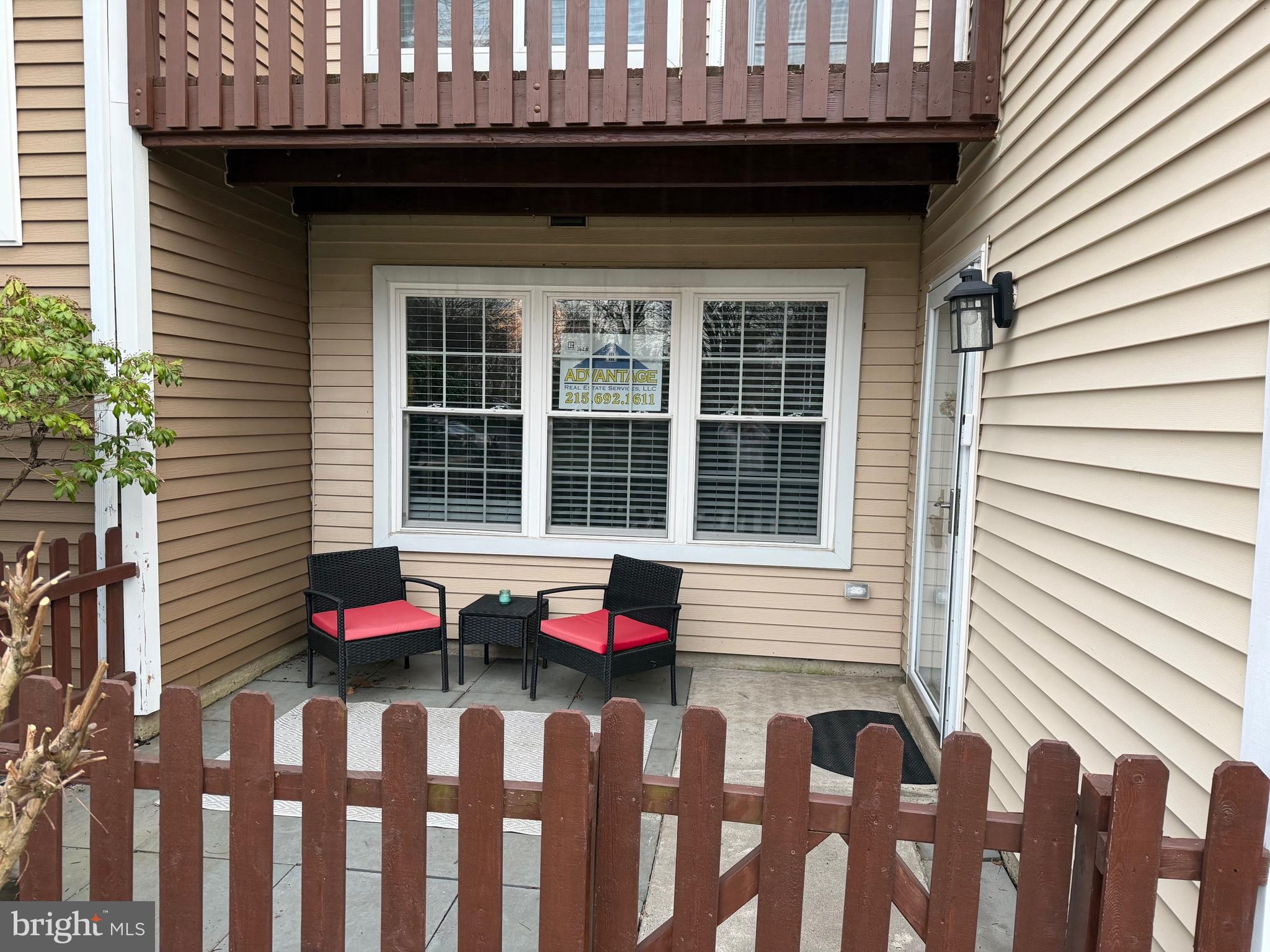 SAW MILL VALLEY - Residential