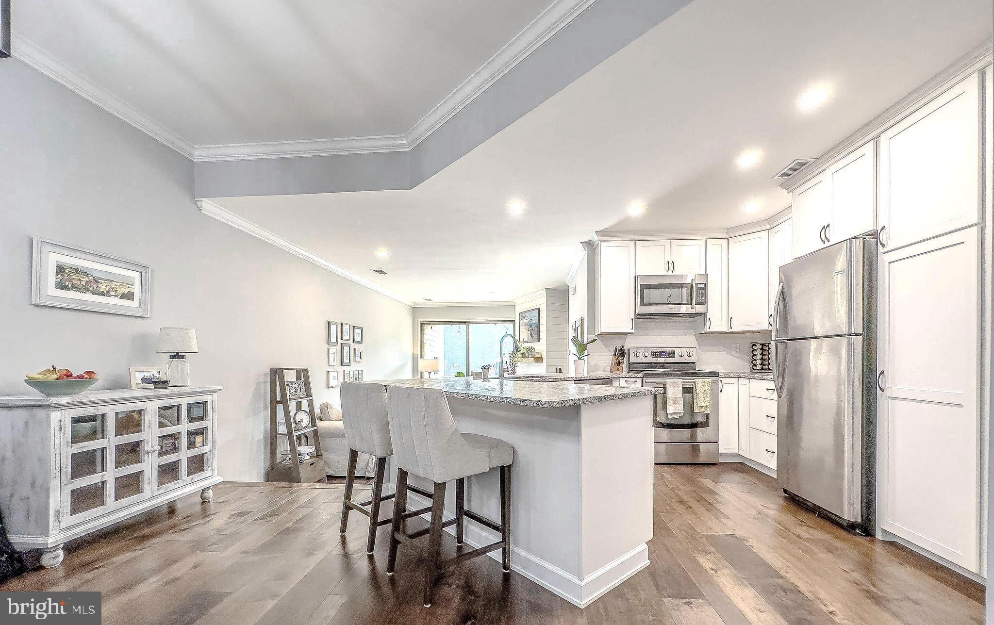 HARBOR POINT - Residential Lease