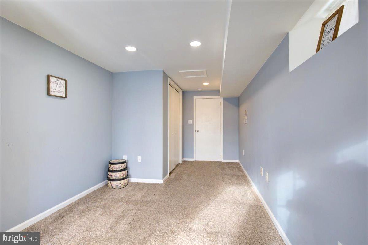 ROSEDALE - Residential