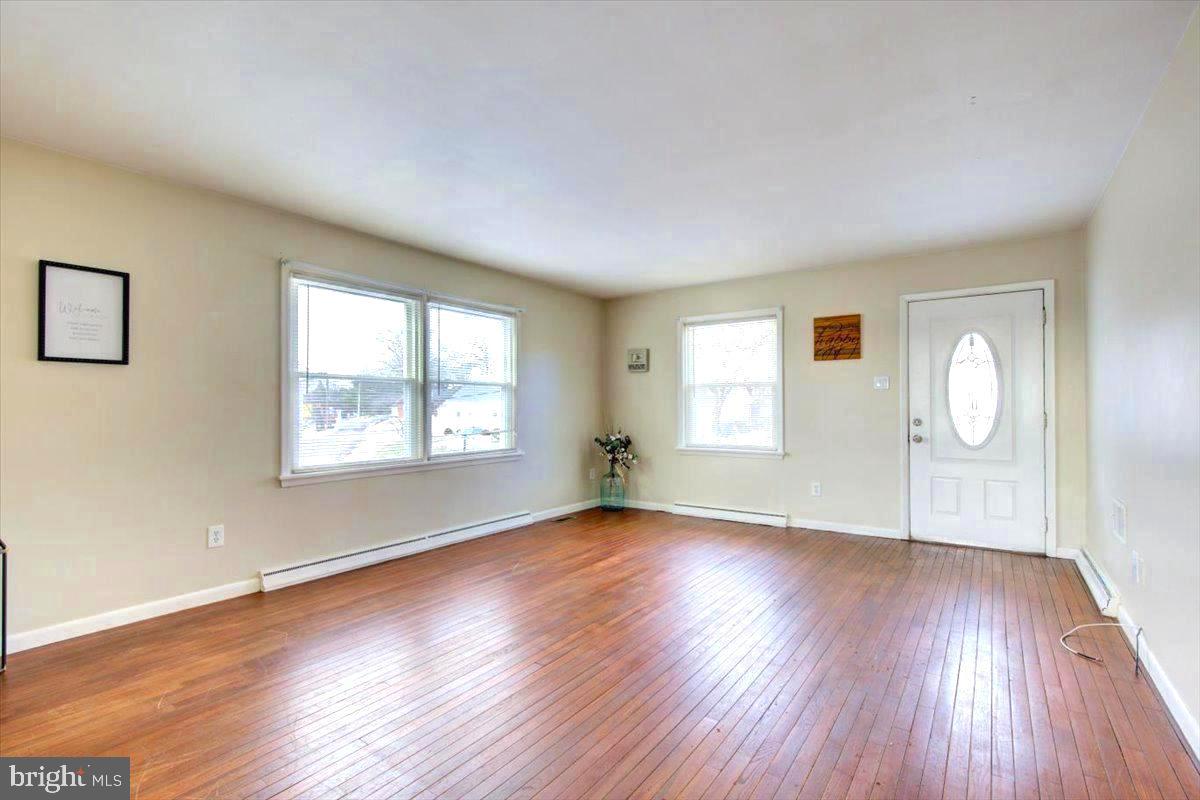 ROSEDALE - Residential