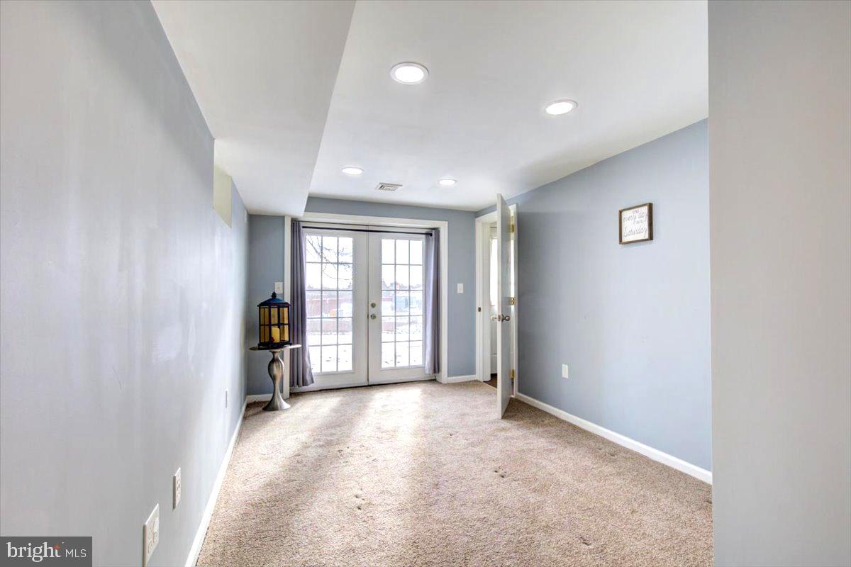 ROSEDALE - Residential