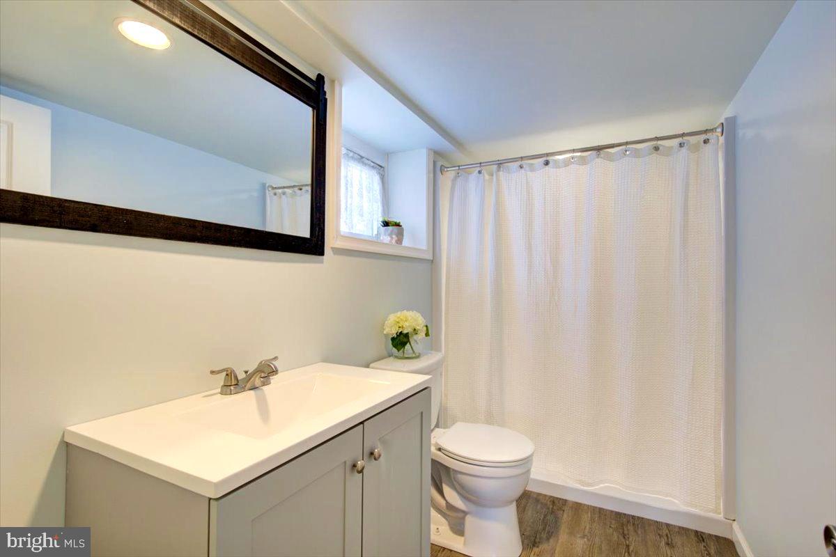 ROSEDALE - Residential