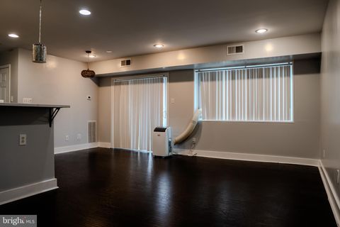 4270 EAST CAPITOL STREET NE 104 WASHINGTON DC 20019