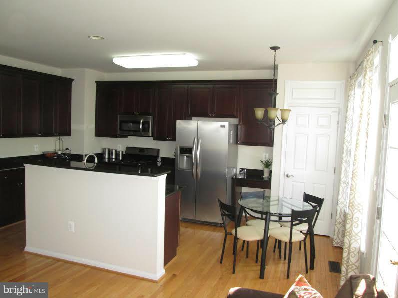 POTOMAC STATION - Residential