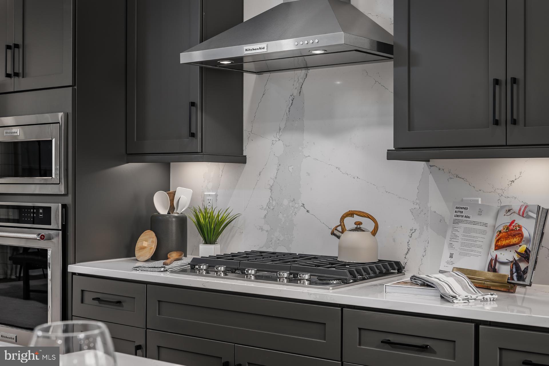 LOCKE LANDING - Residential