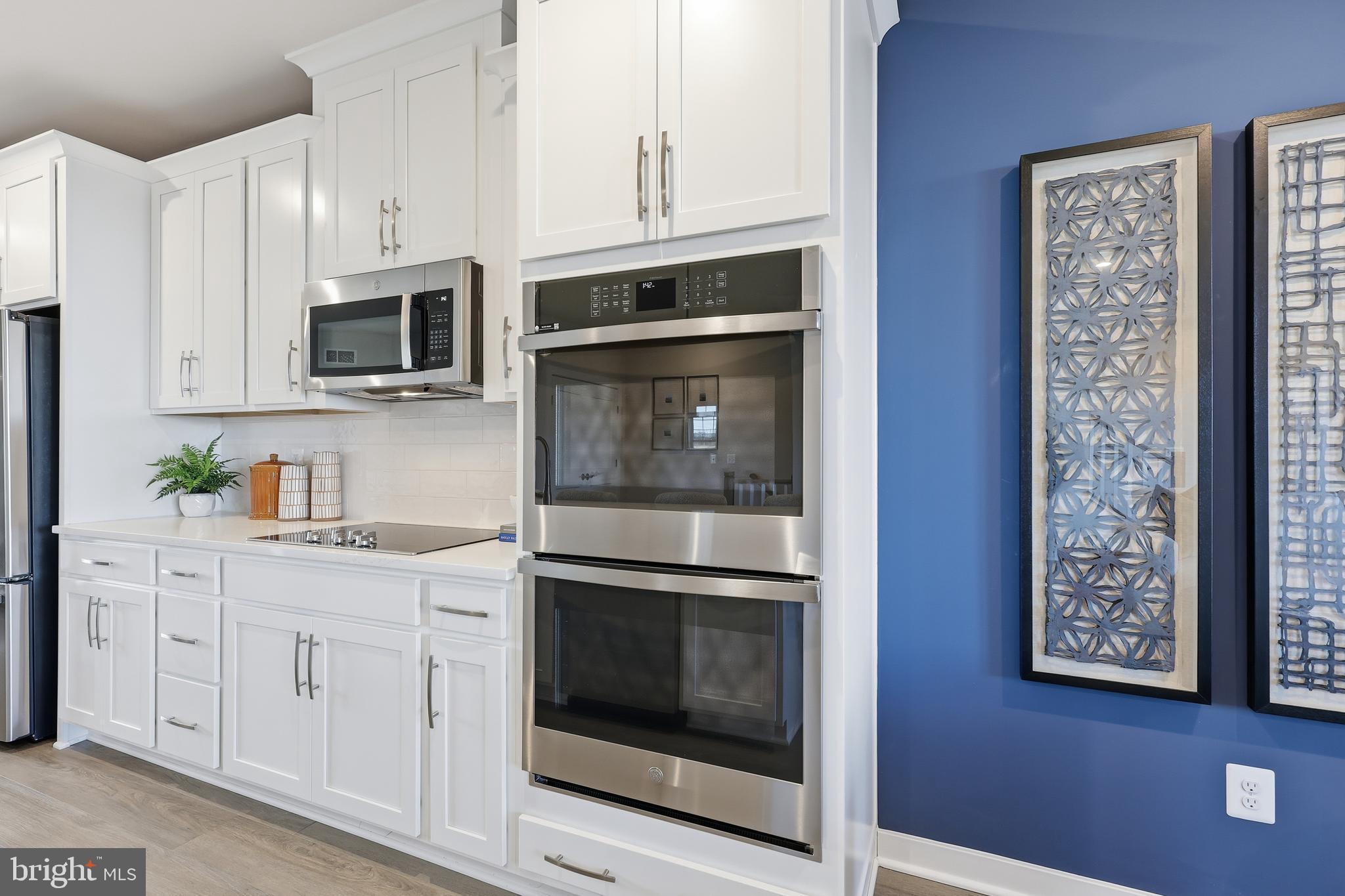 POTOMAC SHORES - Residential