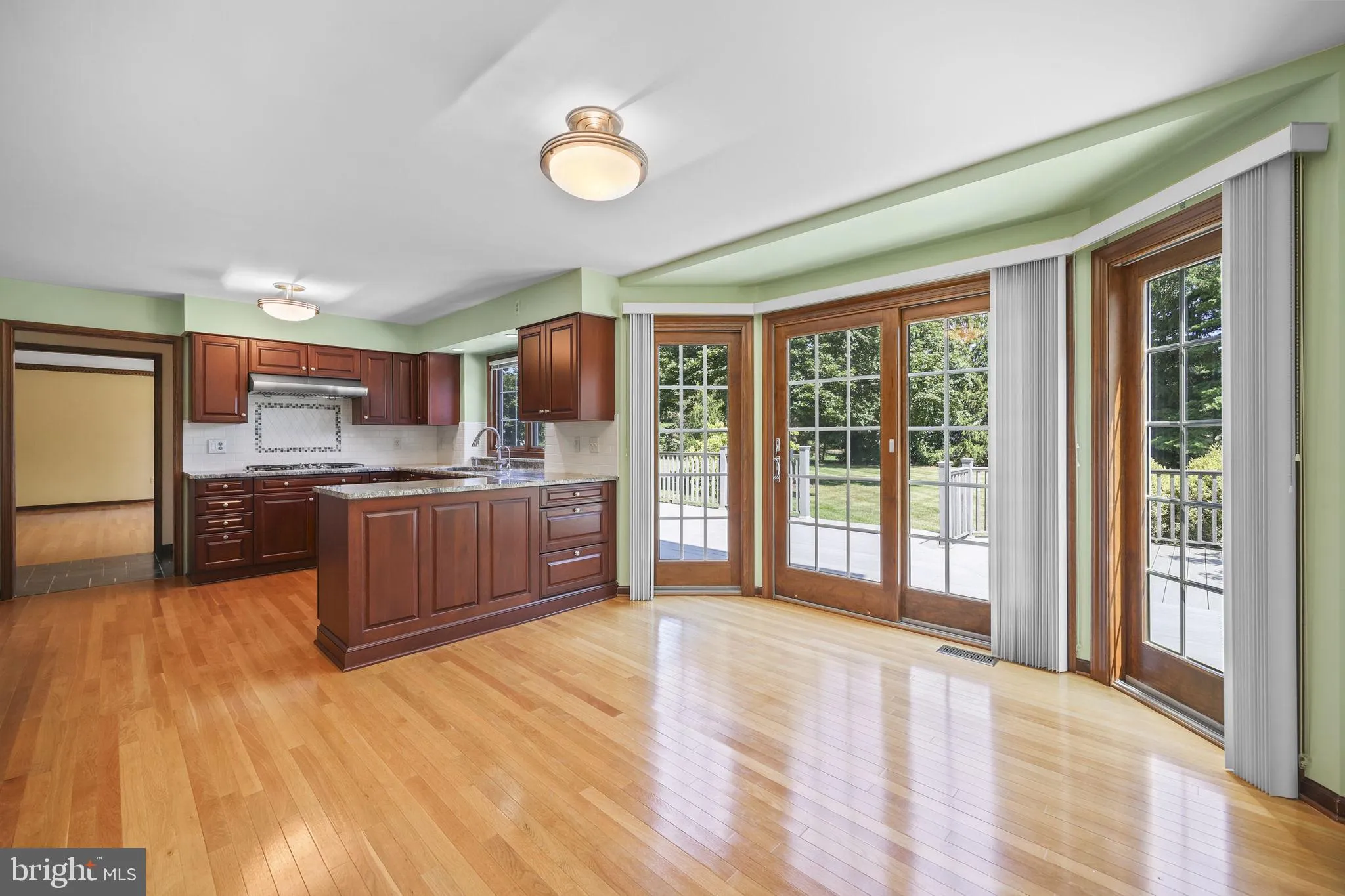 Princeton Junction, New Jersey 08550, United States, 4 Bedrooms Bedrooms, ,3 BathroomsBathrooms,Residential,Coming Soon,196112