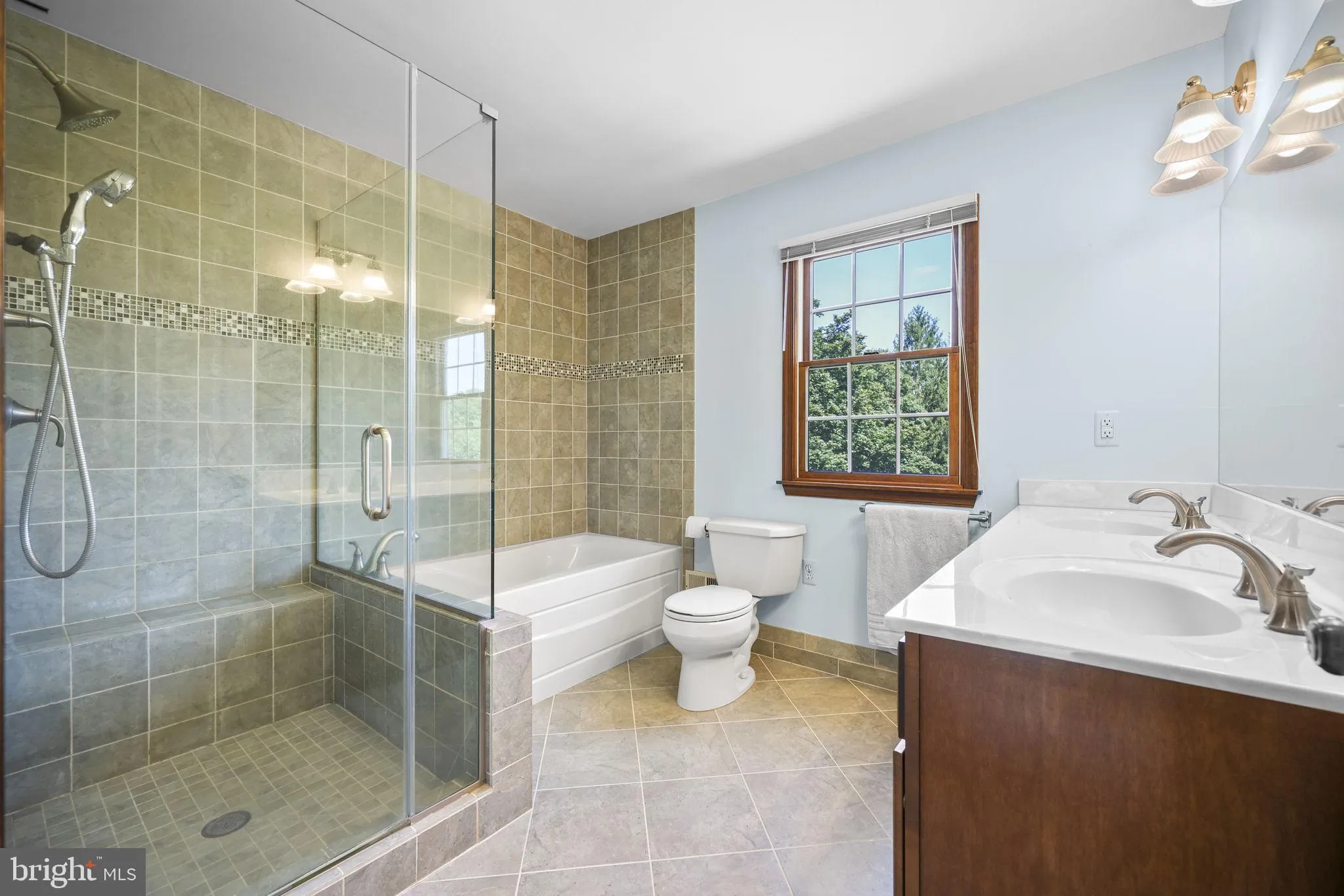 Princeton Junction, New Jersey 08550, United States, 4 Bedrooms Bedrooms, ,3 BathroomsBathrooms,Residential,Coming Soon,196112