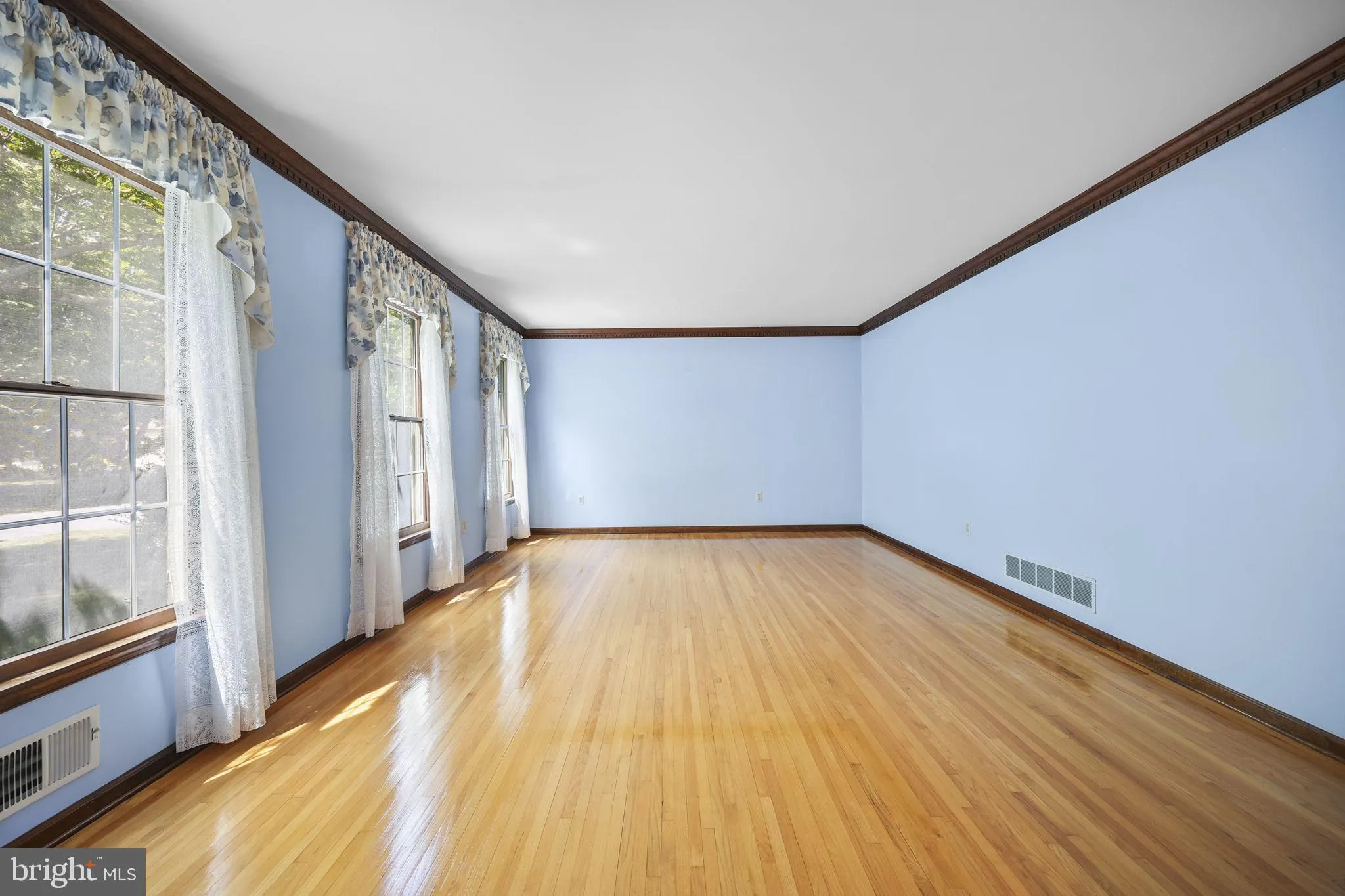 Princeton Junction, New Jersey 08550, United States, 4 Bedrooms Bedrooms, ,3 BathroomsBathrooms,Residential,Coming Soon,196112