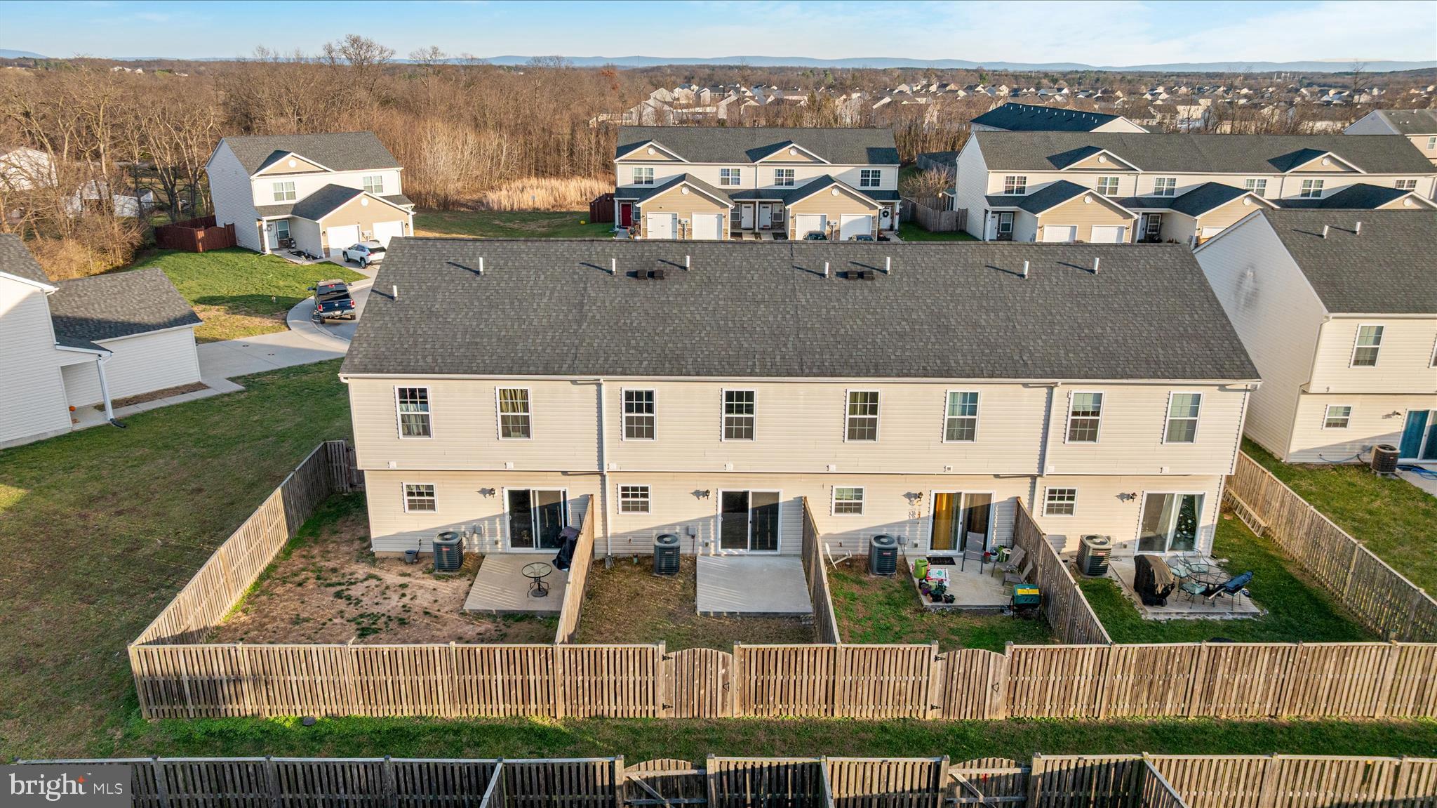 THE TOWNES OF RIDGEWAY - Residential