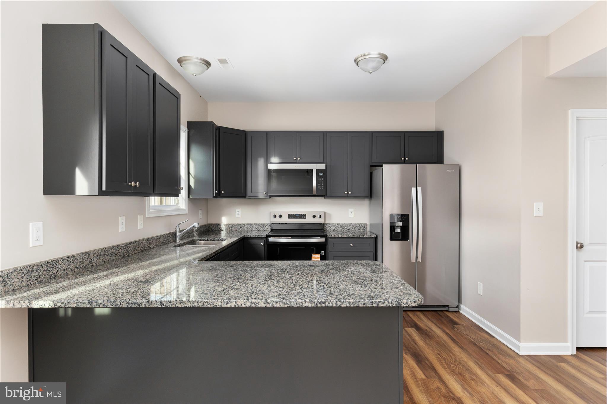 THE TOWNES OF RIDGEWAY - Residential