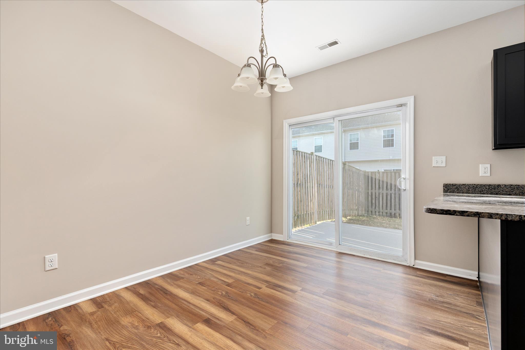 THE TOWNES OF RIDGEWAY - Residential