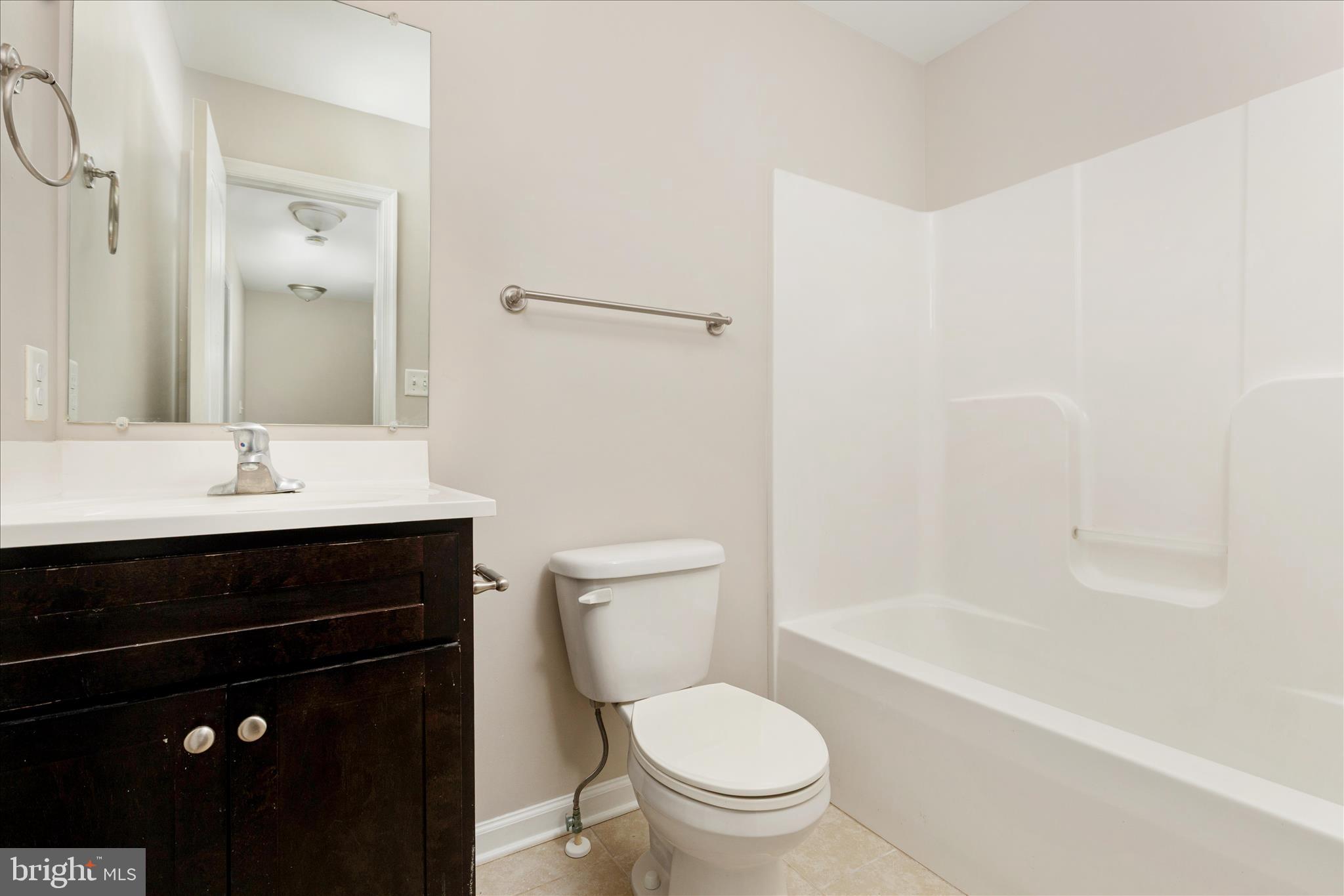 THE TOWNES OF RIDGEWAY - Residential