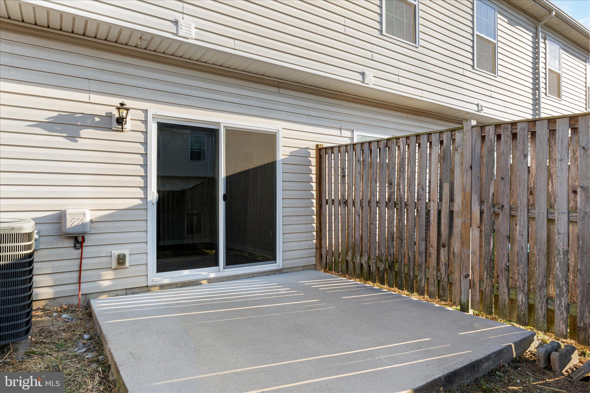 THE TOWNES OF RIDGEWAY - Residential