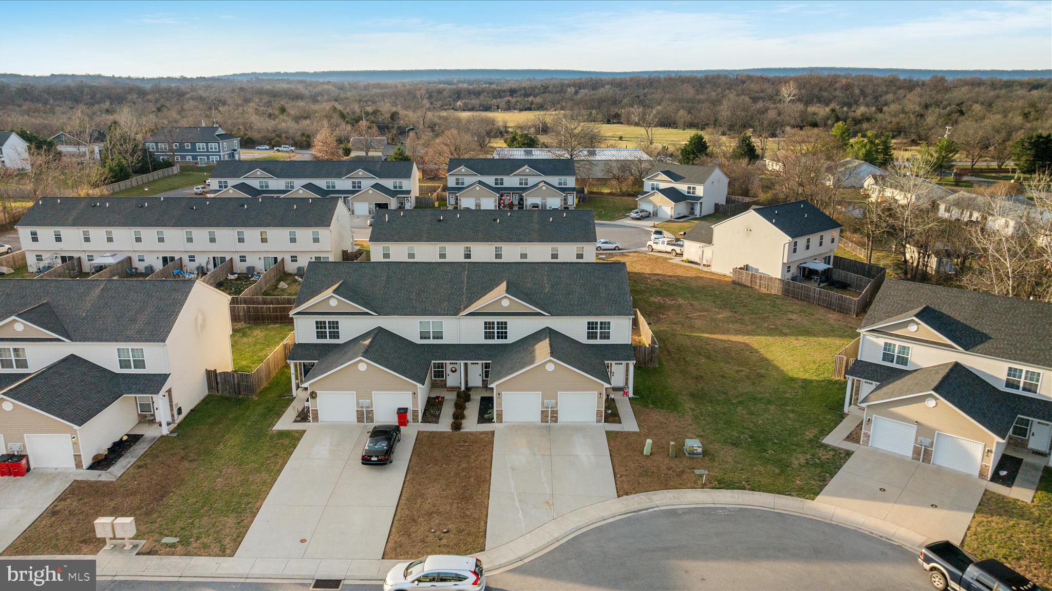 THE TOWNES OF RIDGEWAY - Residential