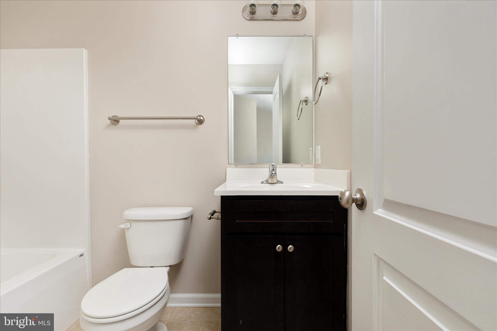 THE TOWNES OF RIDGEWAY - Residential