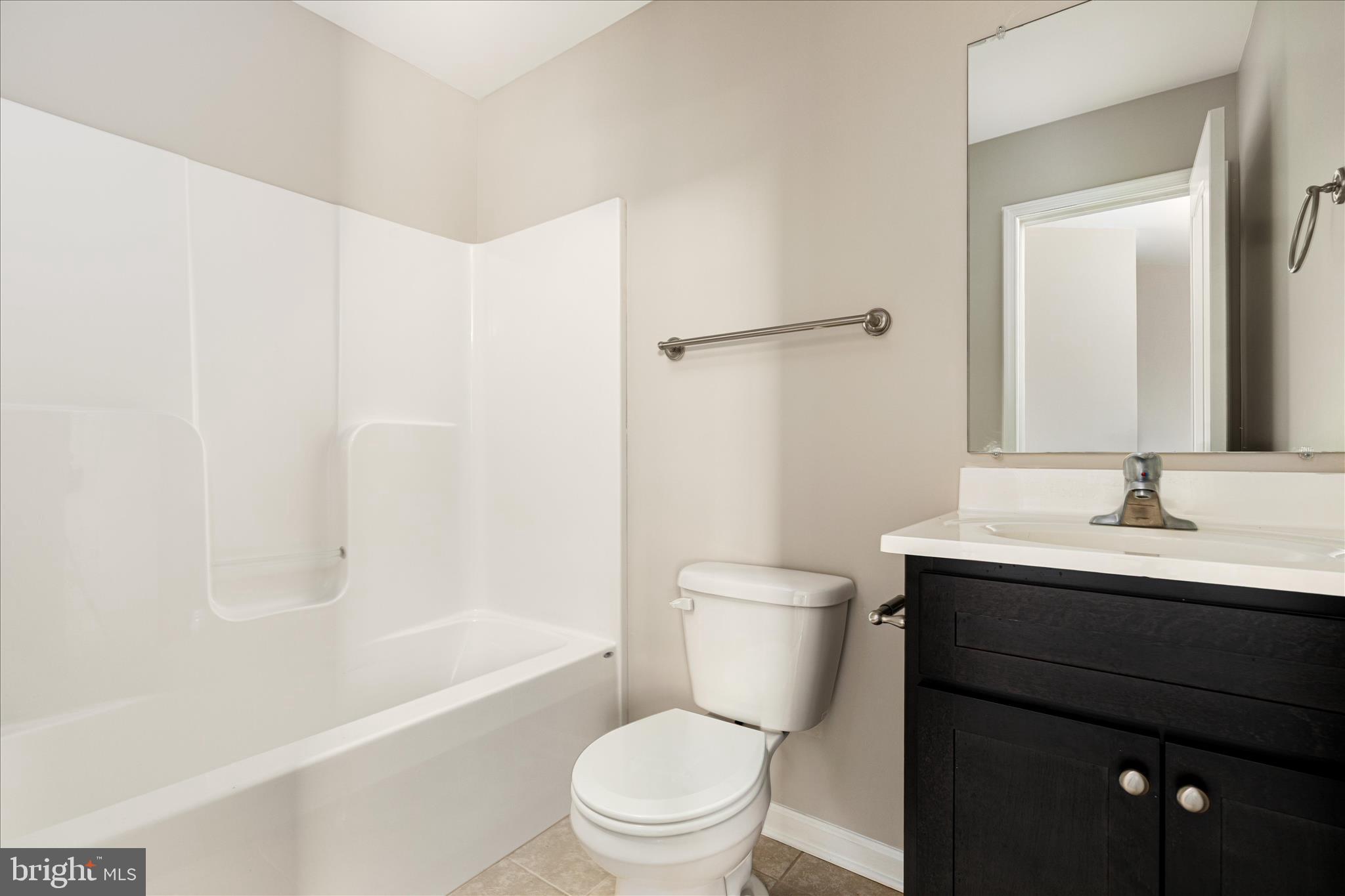 THE TOWNES OF RIDGEWAY - Residential