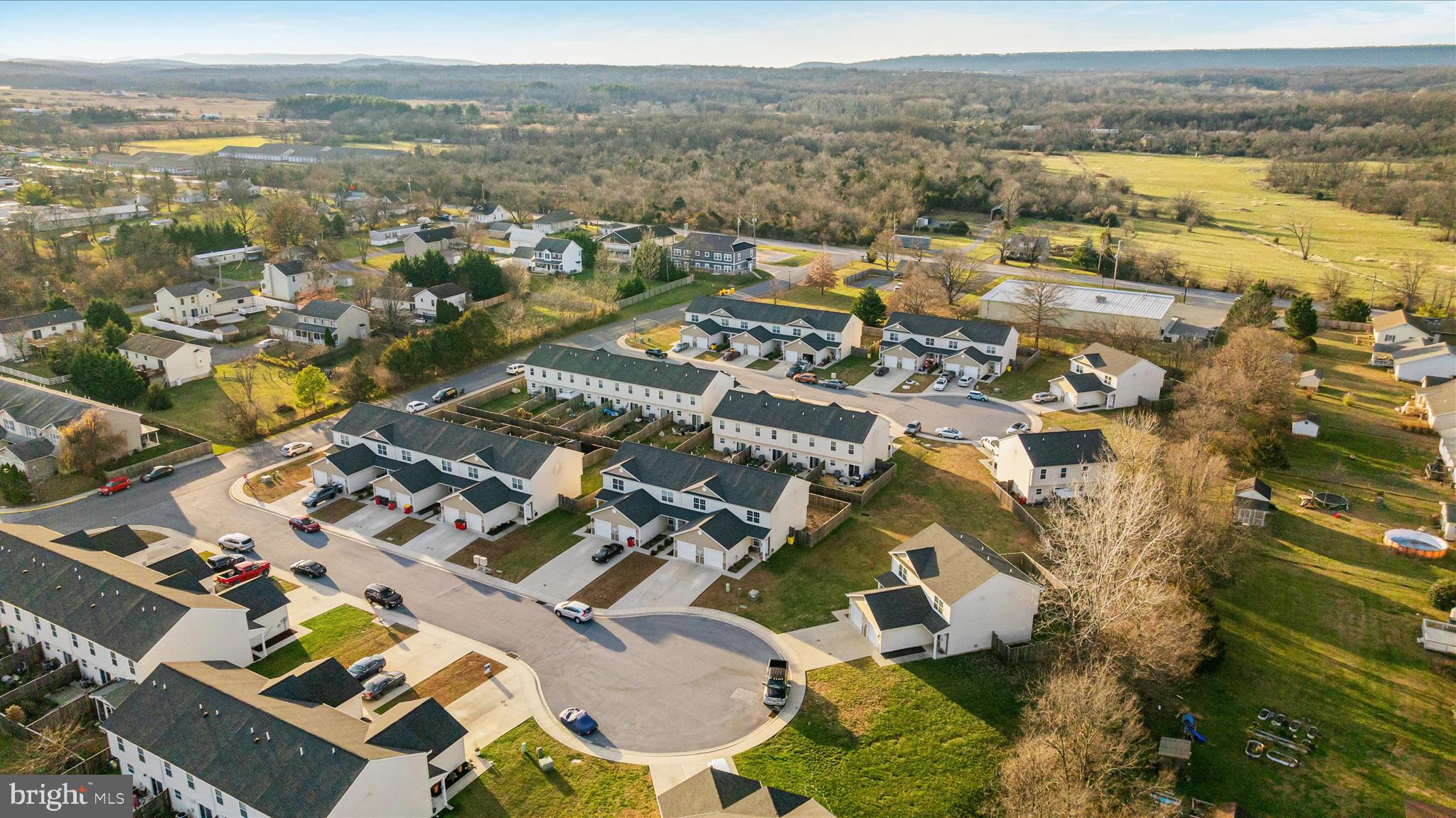 THE TOWNES OF RIDGEWAY - Residential