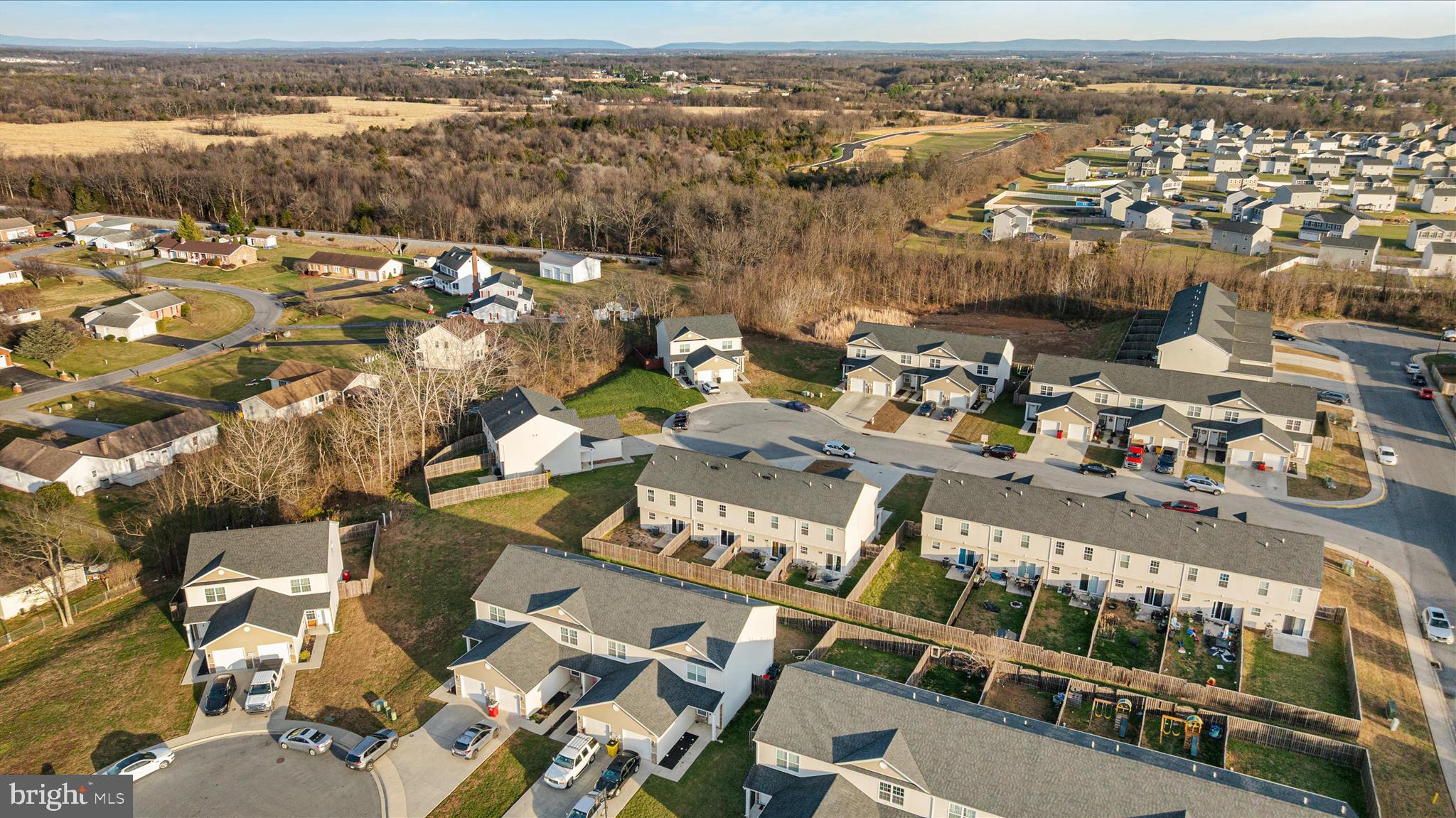 THE TOWNES OF RIDGEWAY - Residential