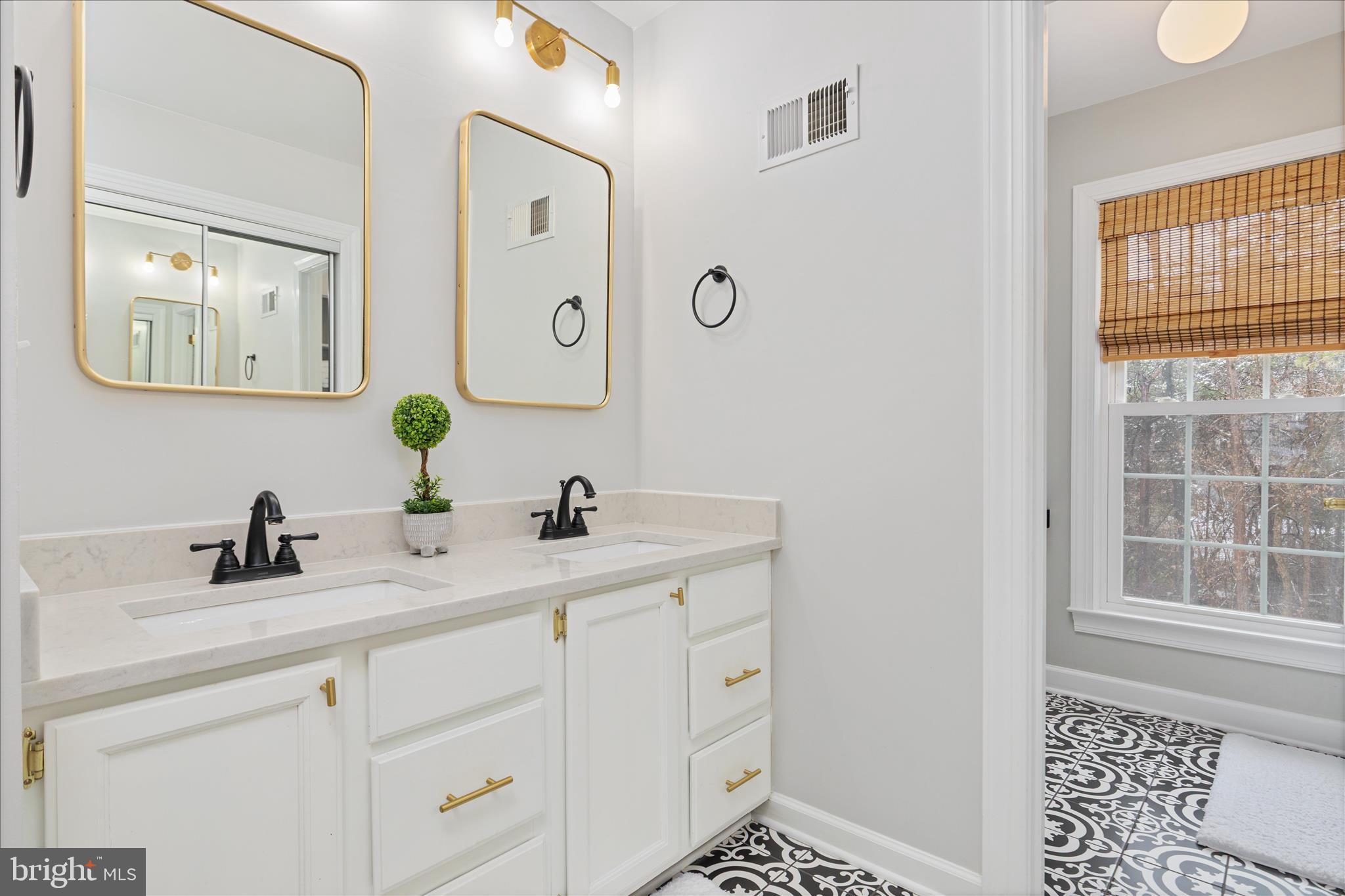 VIRGINIA RUN - Residential